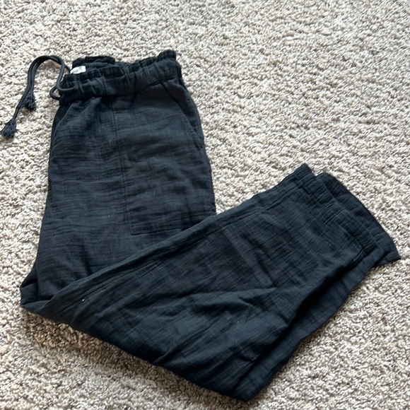 Madewell Pants - Madewell cropped gauze pants